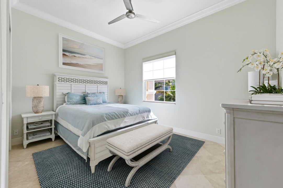 На продажу: $3,349,000 (3 спален, 2 ванн, 2493 Квадратных фут)