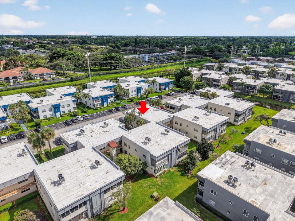 For Rent: $1,550 (1 beds, 1 baths, 760 Square Feet)