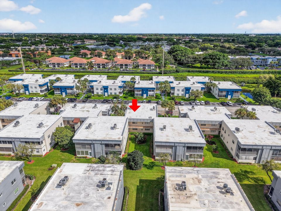 For Rent: $1,550 (1 beds, 1 baths, 760 Square Feet)