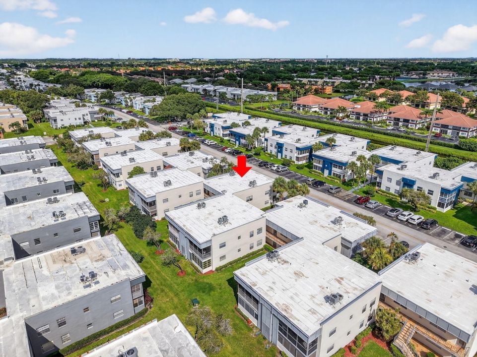 For Rent: $1,550 (1 beds, 1 baths, 760 Square Feet)