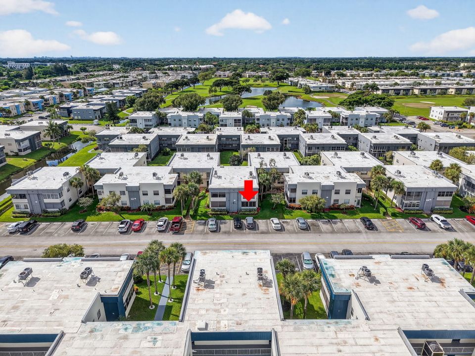 For Rent: $1,550 (1 beds, 1 baths, 760 Square Feet)