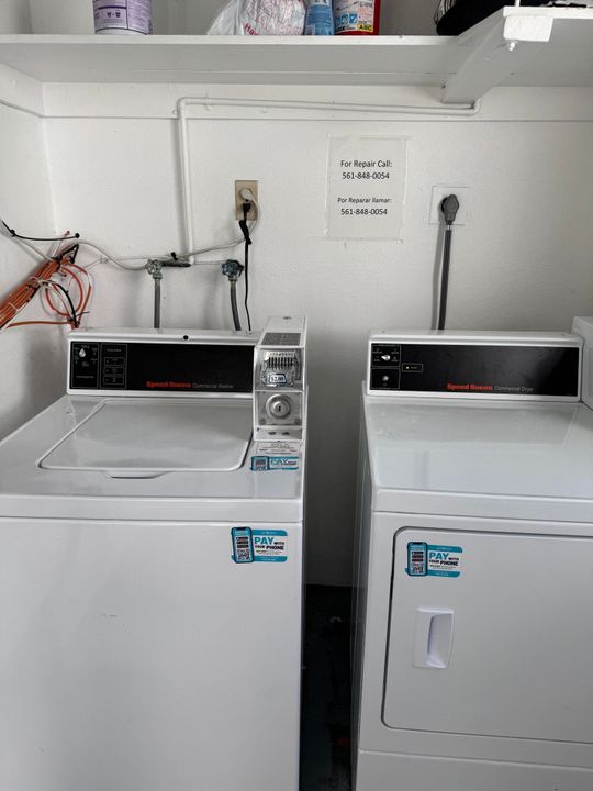 Active With Contract: $1,500 (1 beds, 1 baths, 596 Square Feet)