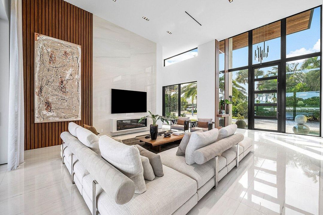 En Venta: $17,750,000 (5 camas, 6 baños, 6307 Pies cuadrados)