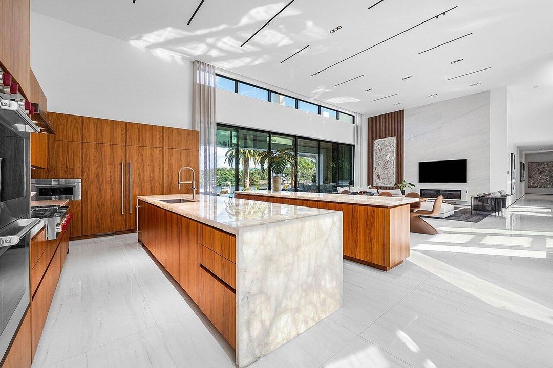 En Venta: $17,750,000 (5 camas, 6 baños, 6307 Pies cuadrados)