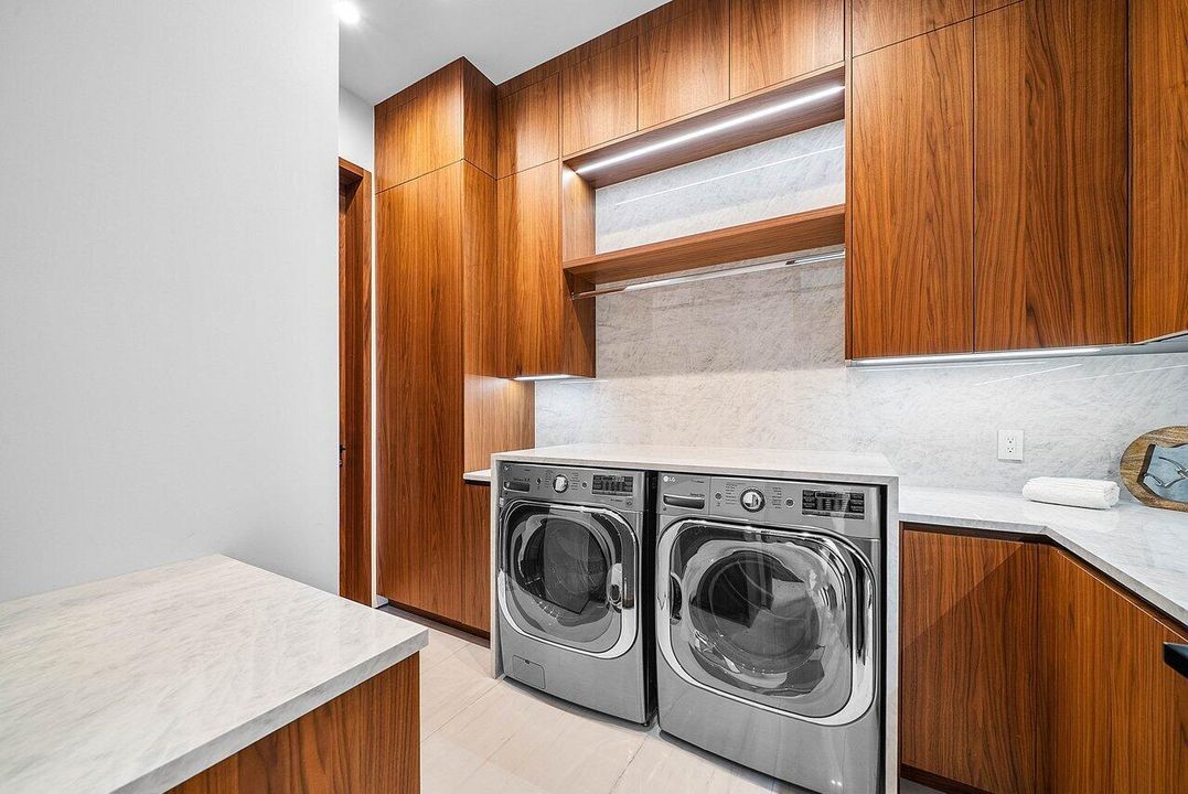 En Venta: $17,750,000 (5 camas, 6 baños, 6307 Pies cuadrados)