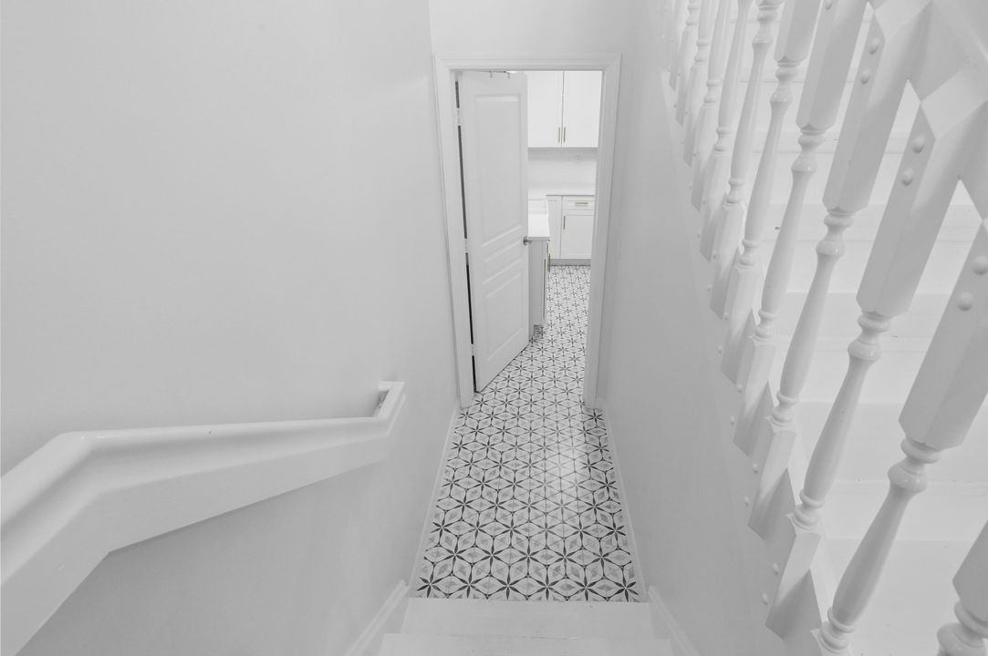 For Sale: $2,497,000 (4 beds, 2 baths, 2041 Square Feet)