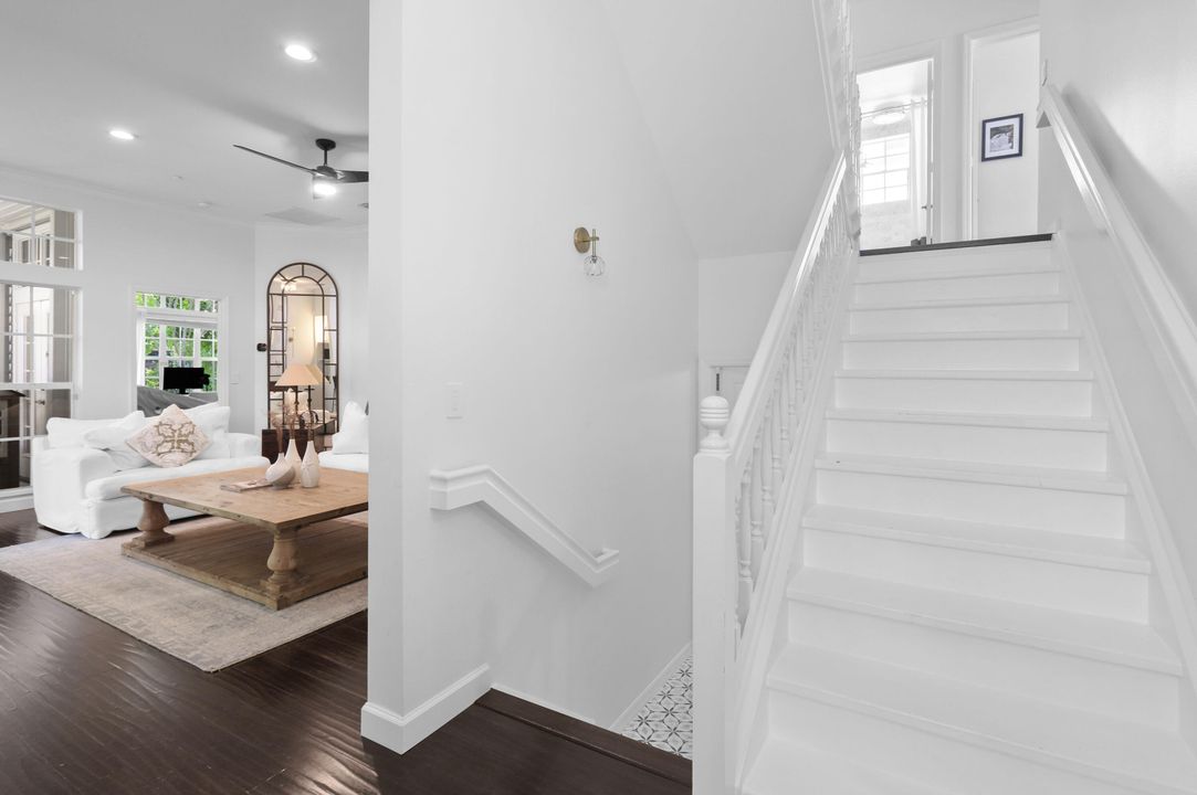 For Sale: $2,497,000 (4 beds, 2 baths, 2041 Square Feet)