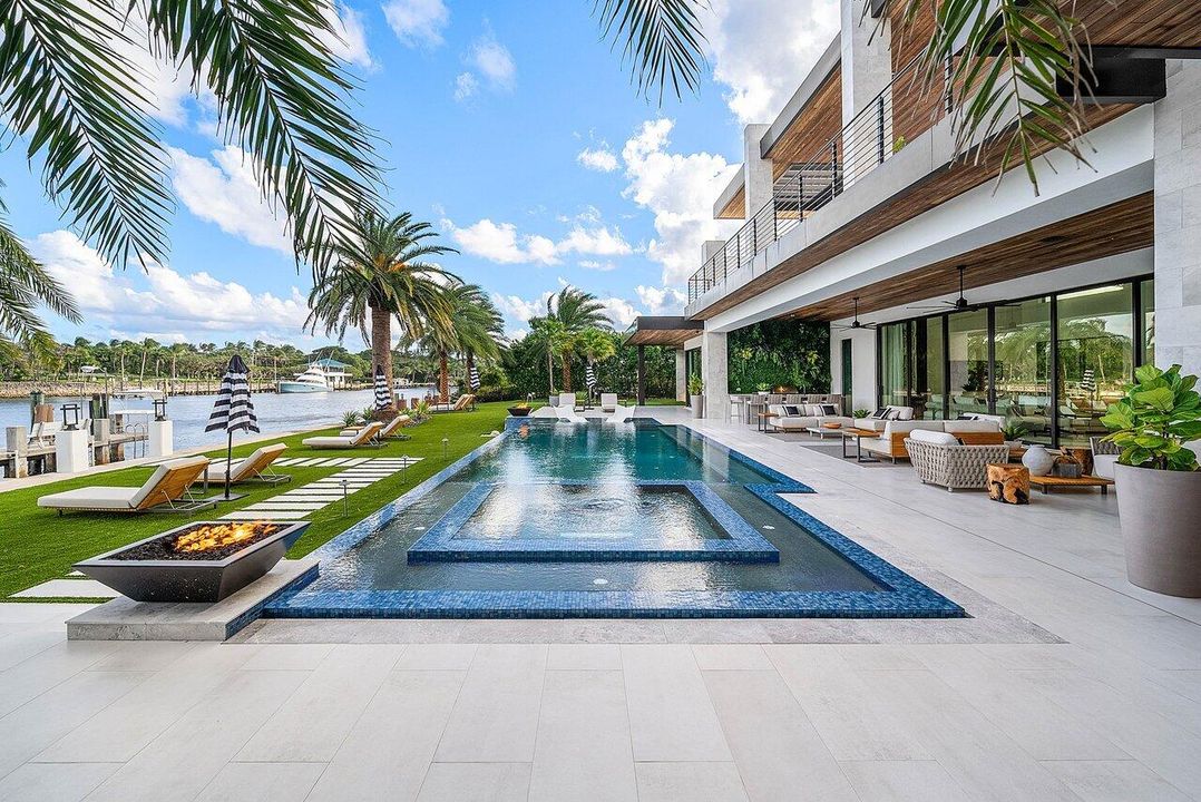 En Venta: $17,750,000 (5 camas, 6 baños, 6307 Pies cuadrados)