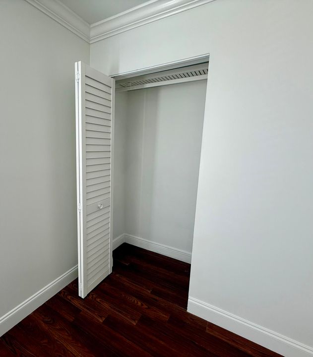 For Rent: $2,250 (2 beds, 2 baths, 912 Square Feet)