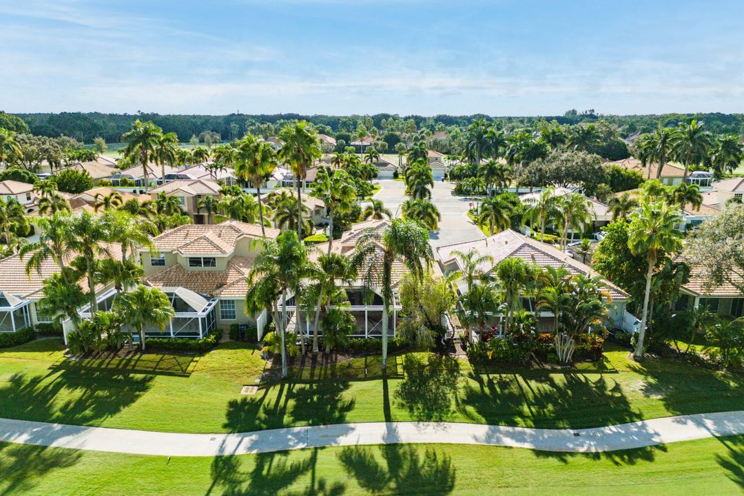 En Venta: $635,000 (3 camas, 3 baños, 2054 Pies cuadrados)