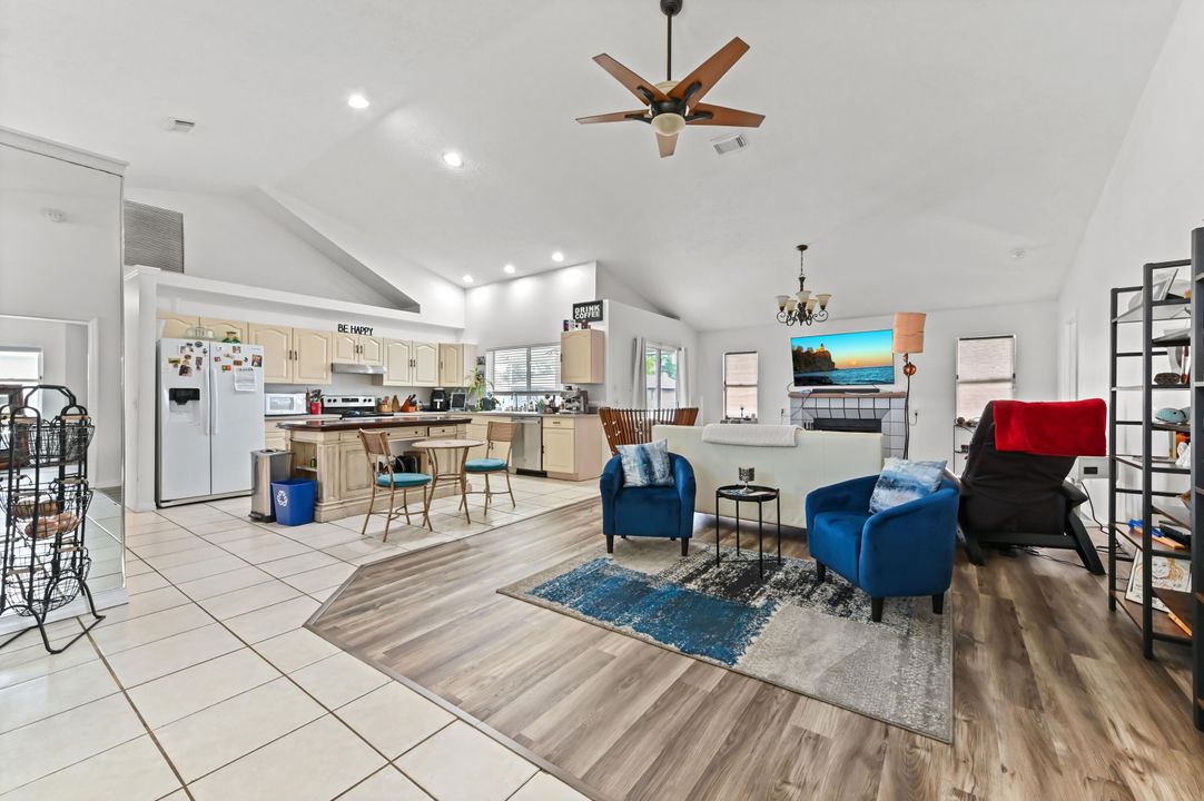 For Sale: $469,900 (5 beds, 2 baths, 2678 Square Feet)