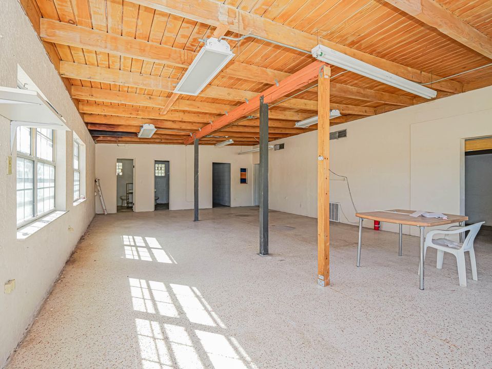 待售: $579,000 (0 贝兹, 0 浴室, 1400 平方英尺)