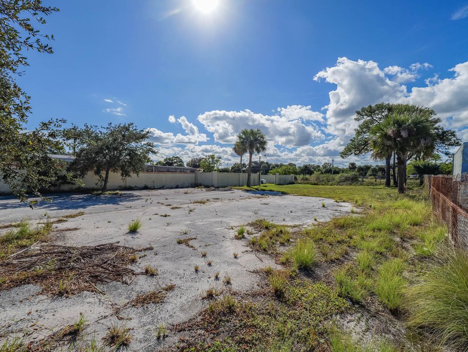 待售: $579,000 (0 贝兹, 0 浴室, 1400 平方英尺)