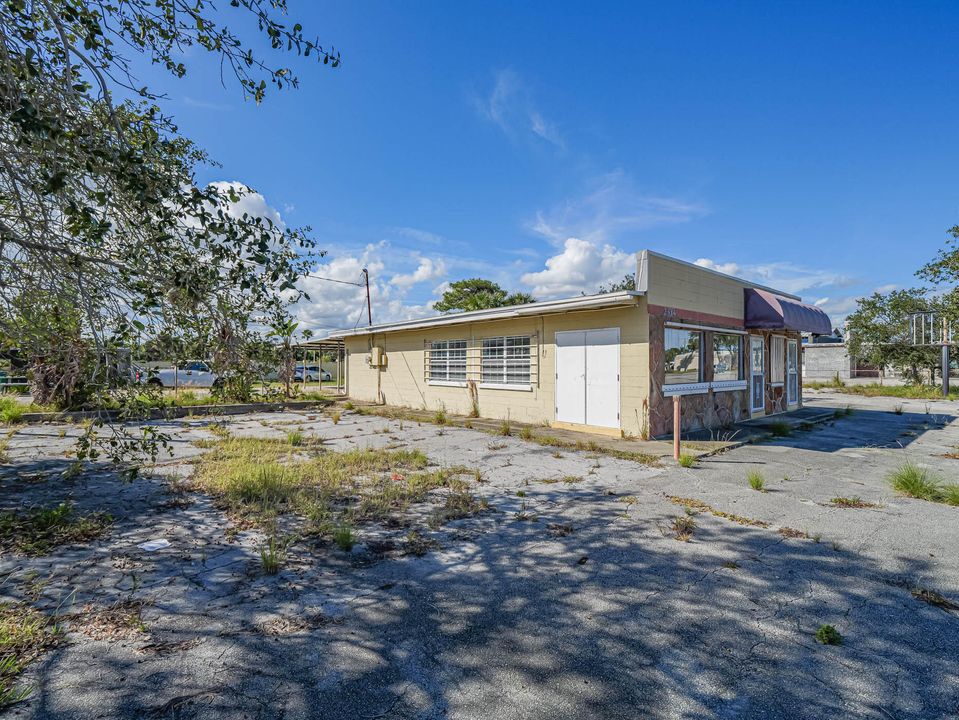 待售: $579,000 (0 贝兹, 0 浴室, 1400 平方英尺)