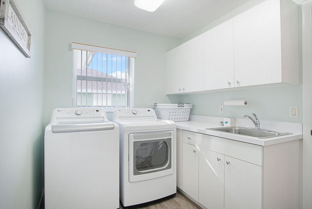 待售: $849,000 (3 贝兹, 3 浴室, 1753 平方英尺)