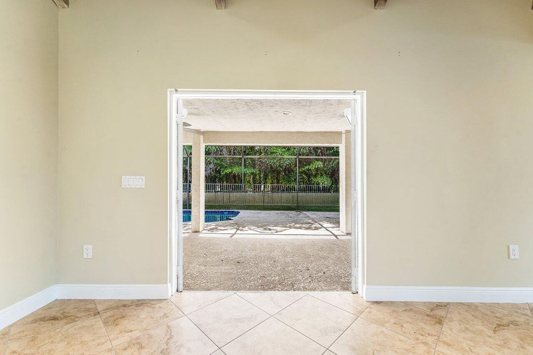 For Sale: $850,000 (3 beds, 2 baths, 2148 Square Feet)