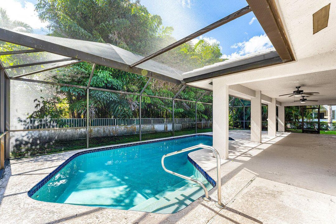 For Sale: $850,000 (3 beds, 2 baths, 2148 Square Feet)