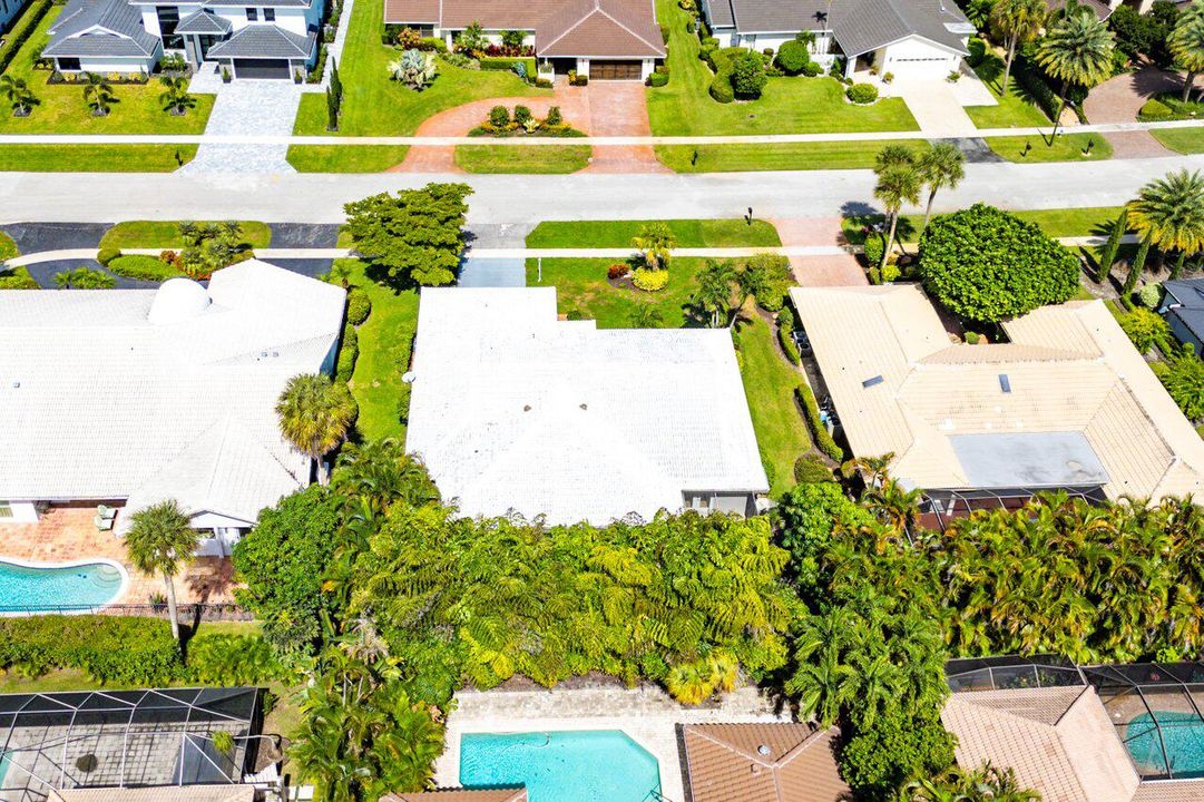 For Sale: $850,000 (3 beds, 2 baths, 2148 Square Feet)