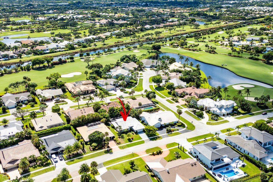 For Sale: $850,000 (3 beds, 2 baths, 2148 Square Feet)