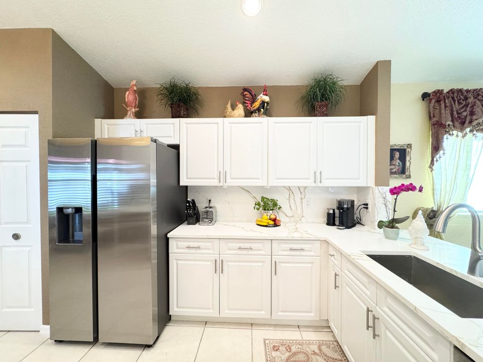 For Sale: $469,000 (3 beds, 2 baths, 1608 Square Feet)