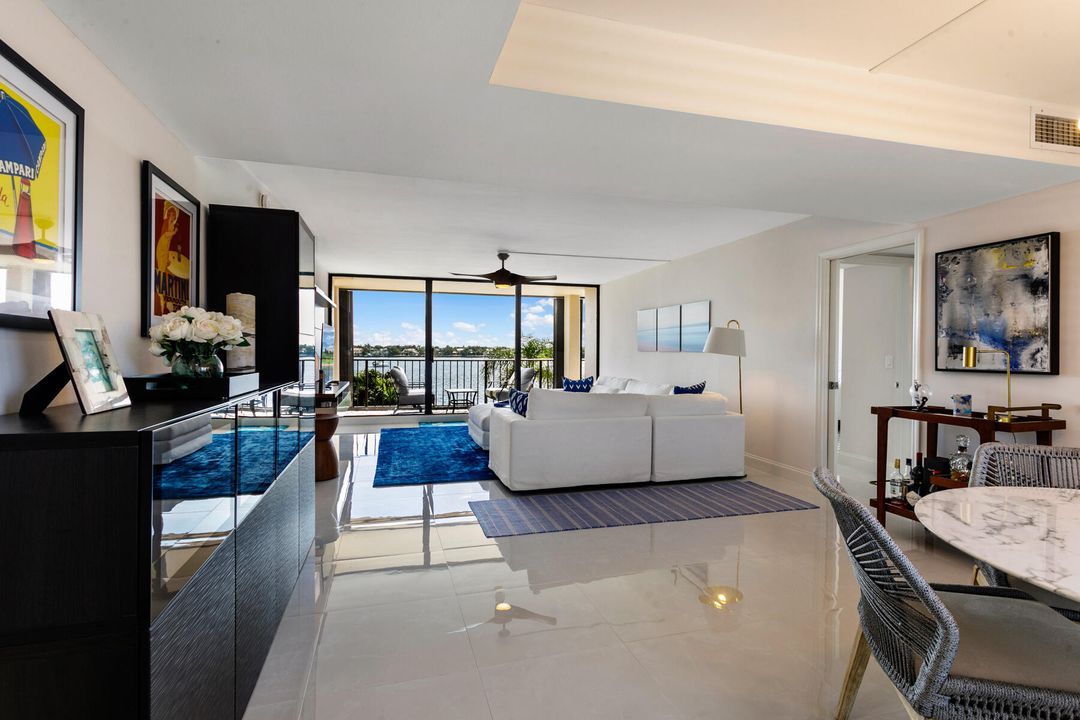 For Sale: $535,000 (2 beds, 2 baths, 1244 Square Feet)