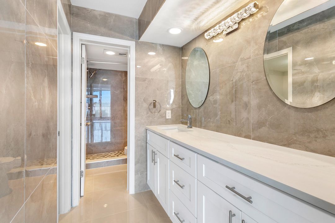 For Sale: $535,000 (2 beds, 2 baths, 1244 Square Feet)