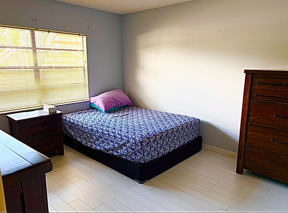 En Venta: $99,900 (2 camas, 2 baños, 1429 Pies cuadrados)