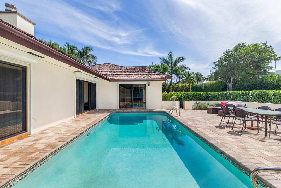 For Rent: $50,000 (3 beds, 4 baths, 3038 Square Feet)