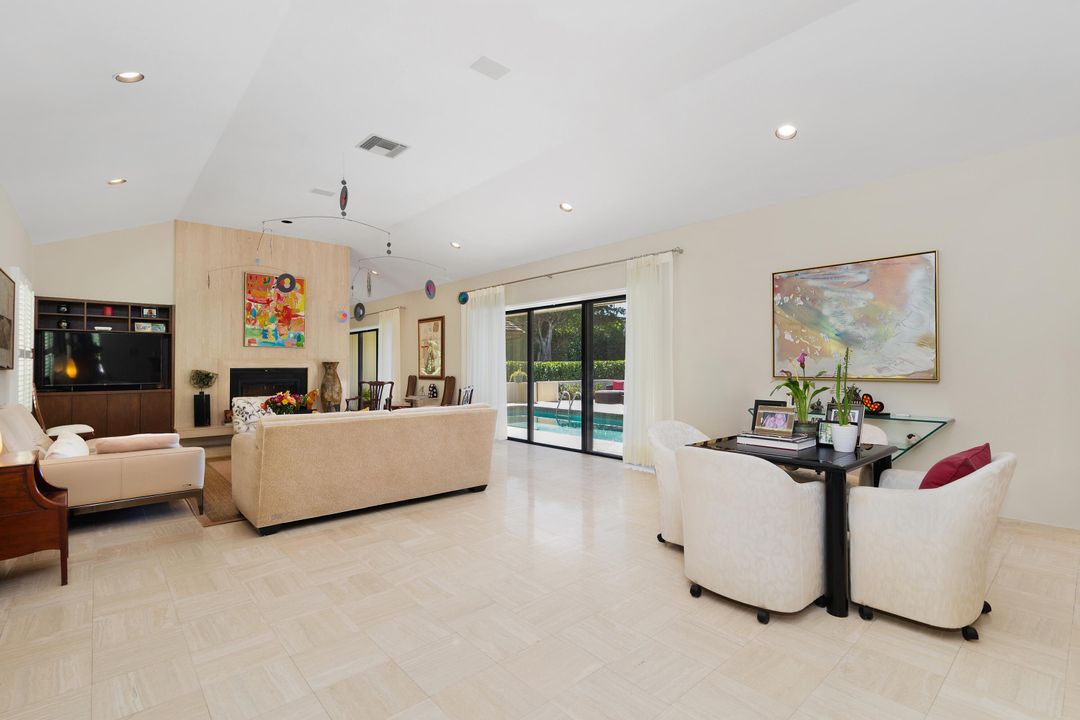 For Rent: $50,000 (3 beds, 4 baths, 3038 Square Feet)