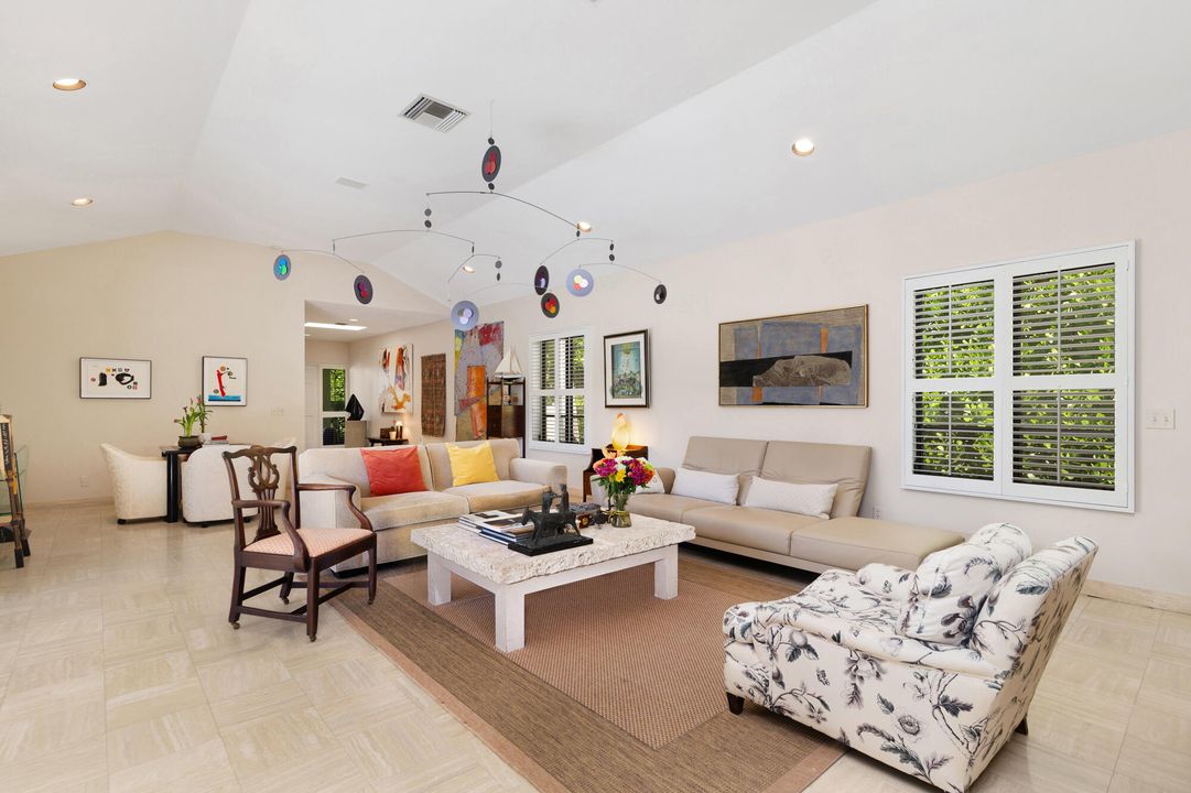 For Rent: $50,000 (3 beds, 4 baths, 3038 Square Feet)