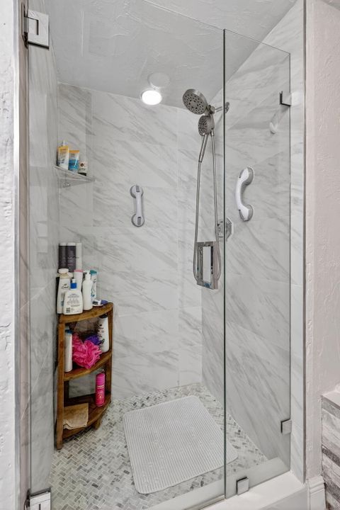 待售: $119,000 (2 贝兹, 2 浴室, 1491 平方英尺)