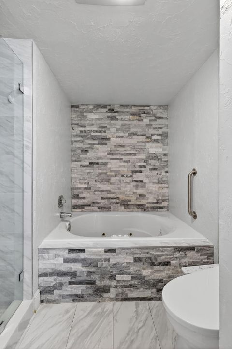 待售: $119,000 (2 贝兹, 2 浴室, 1491 平方英尺)