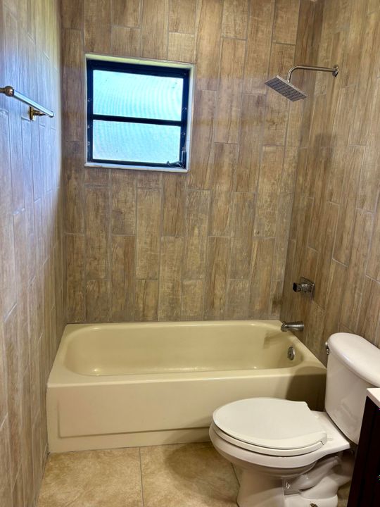 For Sale: $199,000 (2 beds, 2 baths, 1400 Square Feet)