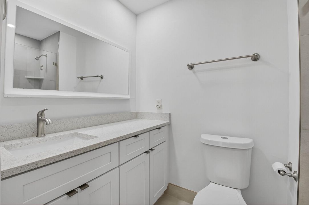 For Sale: $329,000 (2 beds, 2 baths, 1426 Square Feet)