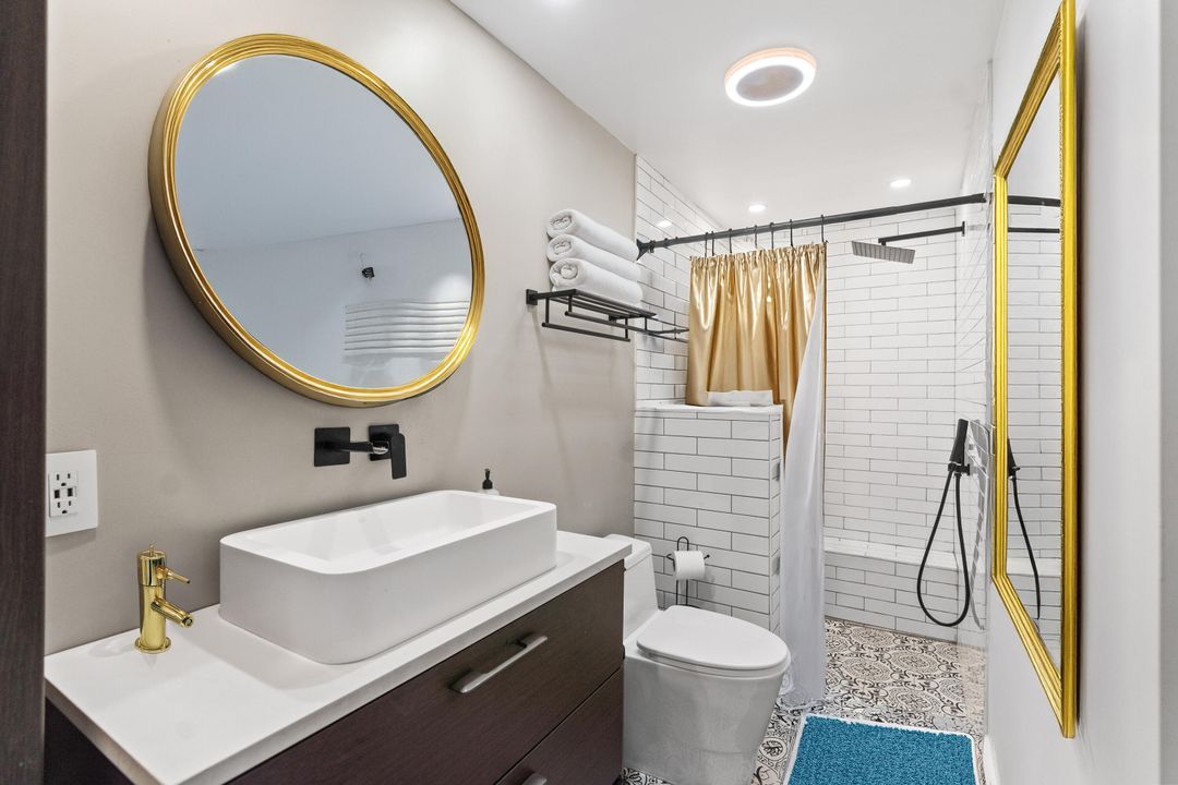 For Sale: $1,190,000 (5 beds, 3 baths, 3210 Square Feet)