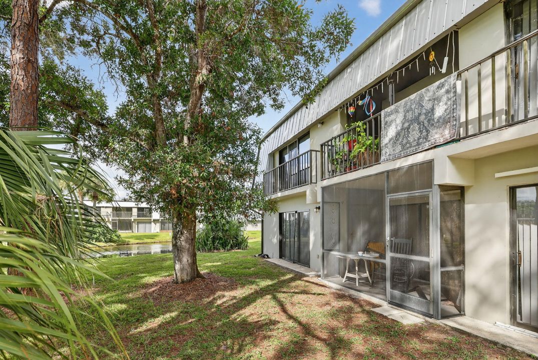 For Sale: $184,000 (1 beds, 1 baths, 987 Square Feet)