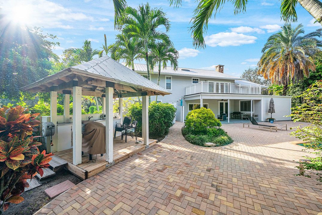 待售: $1,999,500 (4 贝兹, 3 浴室, 3105 平方英尺)