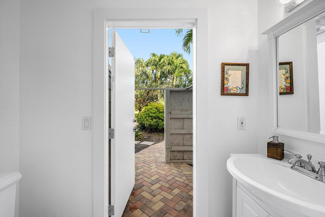 待售: $1,999,500 (4 贝兹, 3 浴室, 3105 平方英尺)