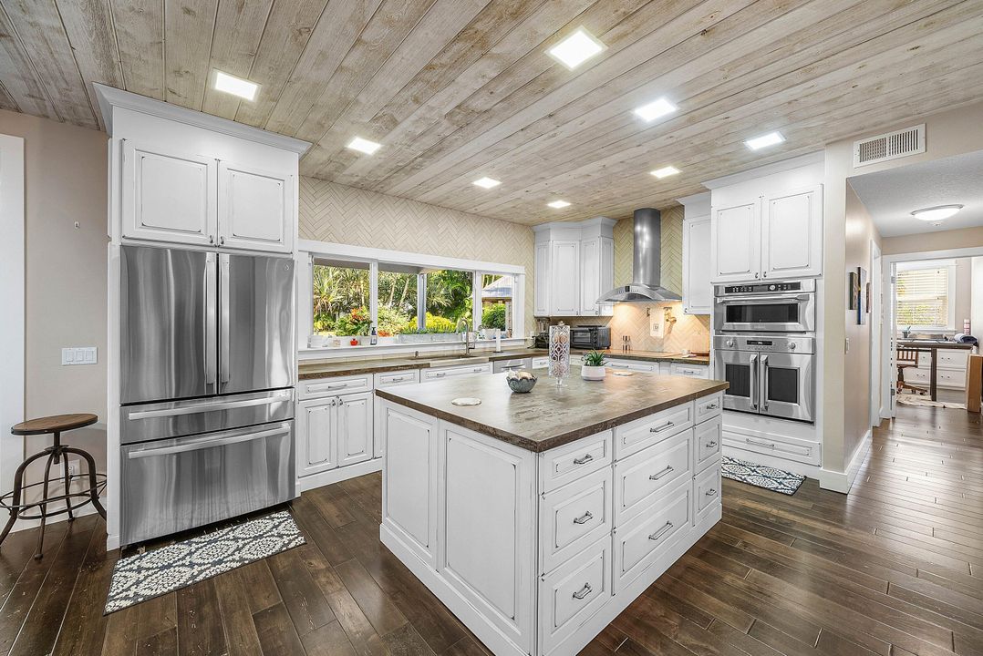 待售: $1,999,500 (4 贝兹, 3 浴室, 3105 平方英尺)