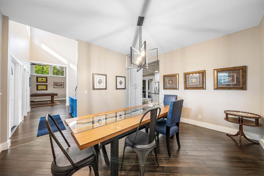 待售: $1,999,500 (4 贝兹, 3 浴室, 3105 平方英尺)