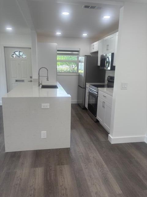 For Sale: $255,000 (2 beds, 2 baths, 1175 Square Feet)