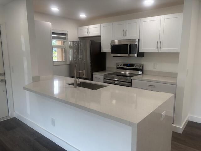 For Sale: $255,000 (2 beds, 2 baths, 1175 Square Feet)