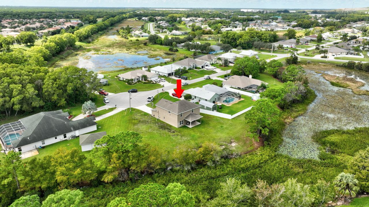 Active With Contract: $484,800 (5 beds, 3 baths, 2701 Square Feet)