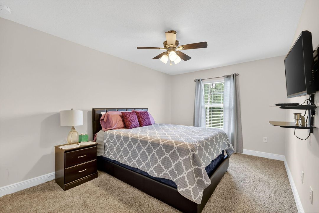 Active With Contract: $484,800 (5 beds, 3 baths, 2701 Square Feet)