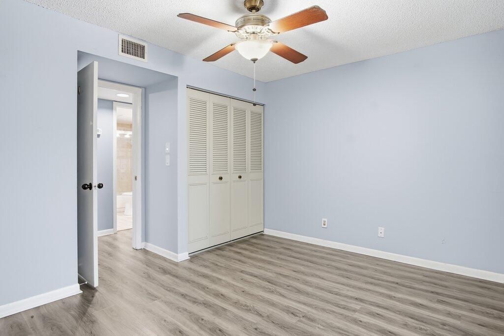 出租: $1,850 (2 贝兹, 2 浴室, 1018 平方英尺)