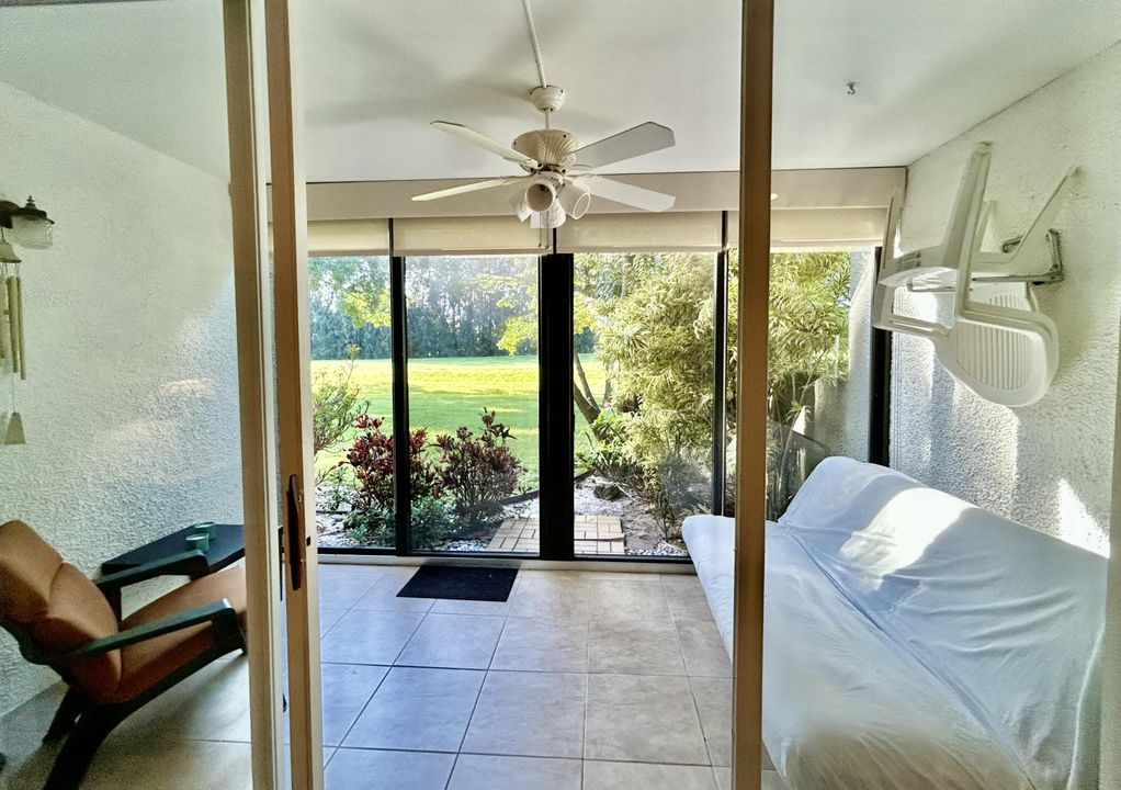 For Sale: $219,000 (2 beds, 2 baths, 1050 Square Feet)