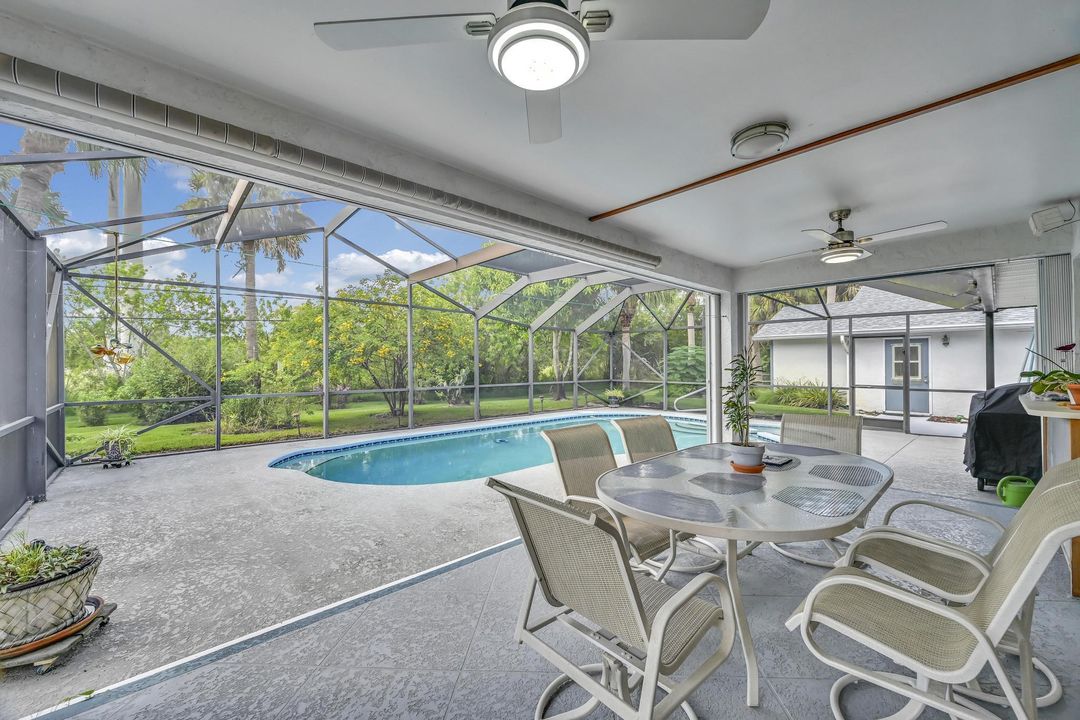 For Sale: $550,000 (3 beds, 2 baths, 1618 Square Feet)