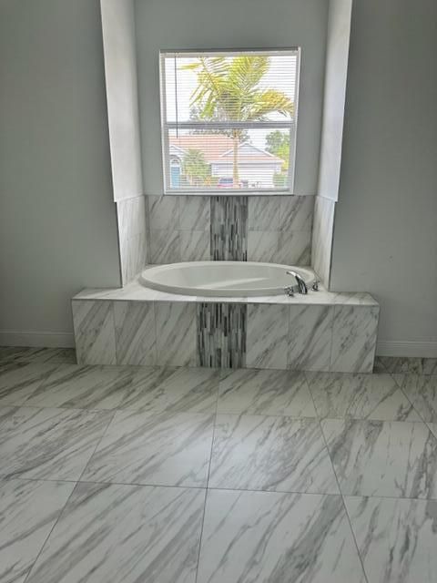 For Rent: $3,000 (4 beds, 3 baths, 2231 Square Feet)