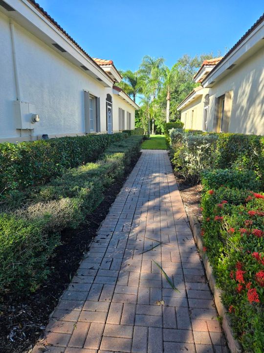 На продажу: $369,900 (3 спален, 2 ванн, 1314 Квадратных фут)