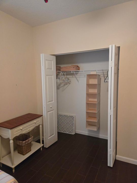 На продажу: $369,900 (3 спален, 2 ванн, 1314 Квадратных фут)